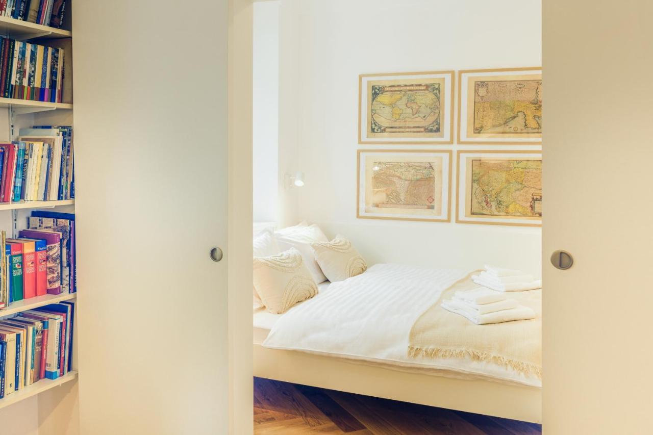 Stylish Apartment In Historical Center Ljubljana Luaran gambar
